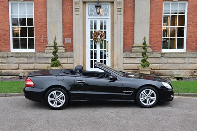 Lot 2008 Mercedes-Benz SL 350