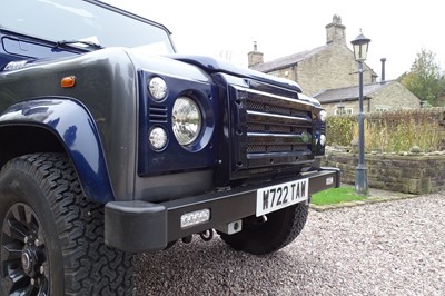 Lot 2000 Land Rover Defender 90 County TD5