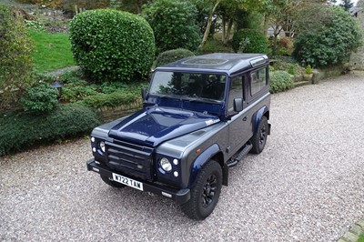 Lot 2000 Land Rover Defender 90 County TD5