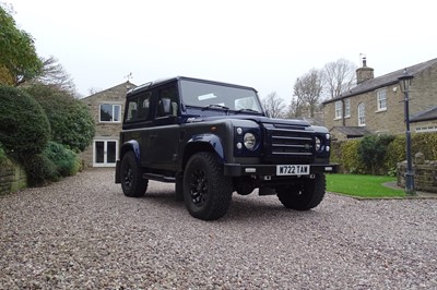 Lot 2000 Land Rover Defender 90 County TD5