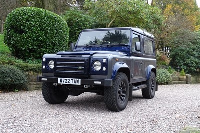 Lot 2000 Land Rover Defender 90 County TD5