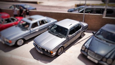 Lot 1986 BMW 735I