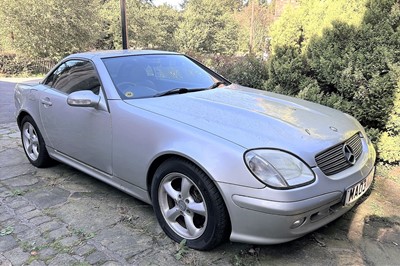 Lot 2003 Mercedes-Benz SLK320