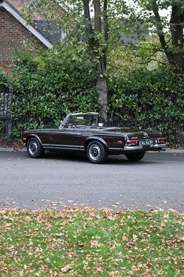 Lot 1968 Mercedes-Benz 280SL