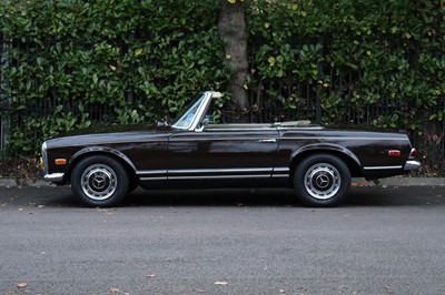 Lot 1968 Mercedes-Benz 280SL