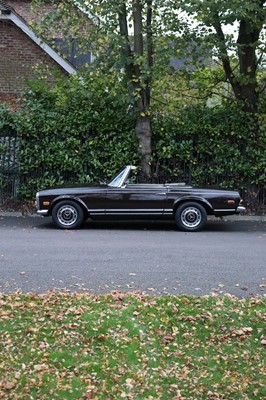 Lot 1968 Mercedes-Benz 280SL