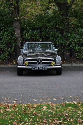 Lot 1968 Mercedes-Benz 280SL