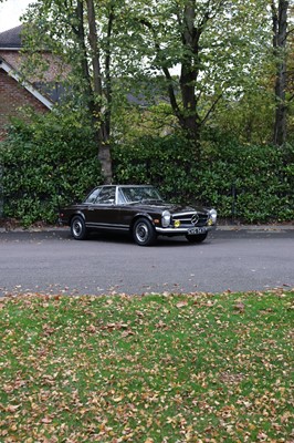 Lot 1968 Mercedes-Benz 280SL