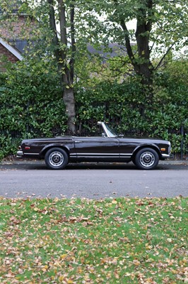 Lot 1968 Mercedes-Benz 280SL