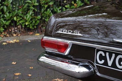 Lot 1968 Mercedes-Benz 280SL