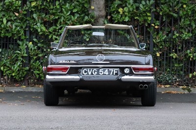 Lot 1968 Mercedes-Benz 280SL