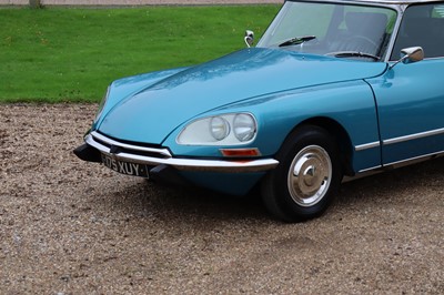 Lot 1968 Citroen DS21 Pallas