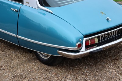 Lot 1968 Citroen DS21 Pallas