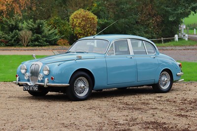 Lot 64 - 1969 Daimler V8 250