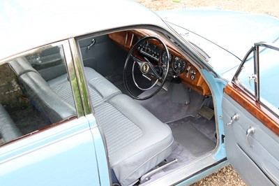 Lot 1969 Daimler V8 250