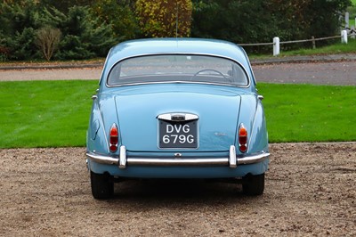 Lot 64 - 1969 Daimler V8 250