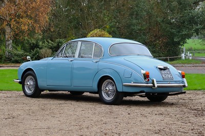 Lot 1969 Daimler V8 250