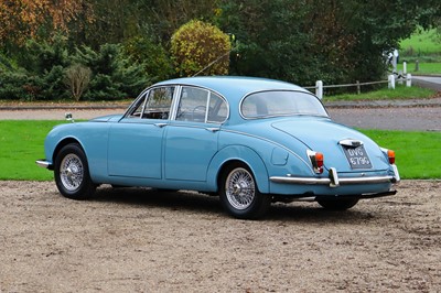 Lot 64 - 1969 Daimler V8 250