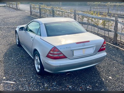 Lot 2003 Mercedes-Benz SLK 230 Kompressor