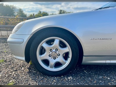 Lot 2003 Mercedes-Benz SLK 230 Kompressor