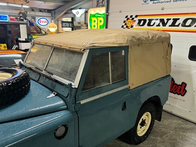 Lot 25 - 1971 Land Rover Series III 88"