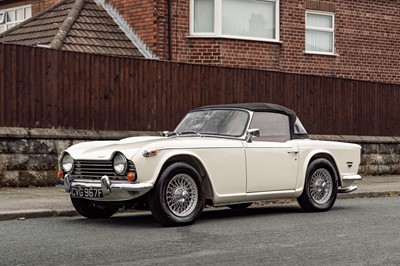 Lot 65 - 1968 Triumph TR250