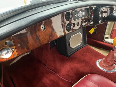 Lot 15 - 1971 MG B Roadster