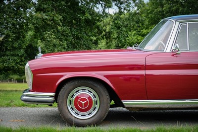 Lot 104 - 1964 Mercedes-Benz 220SEb Coupe