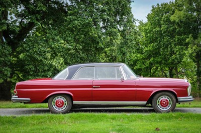 Lot 104 - 1964 Mercedes-Benz 220SEb Coupe