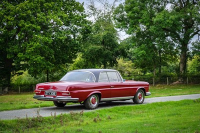 Lot 104 - 1964 Mercedes-Benz 220SEb Coupe