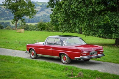 Lot 104 - 1964 Mercedes-Benz 220SEb Coupe