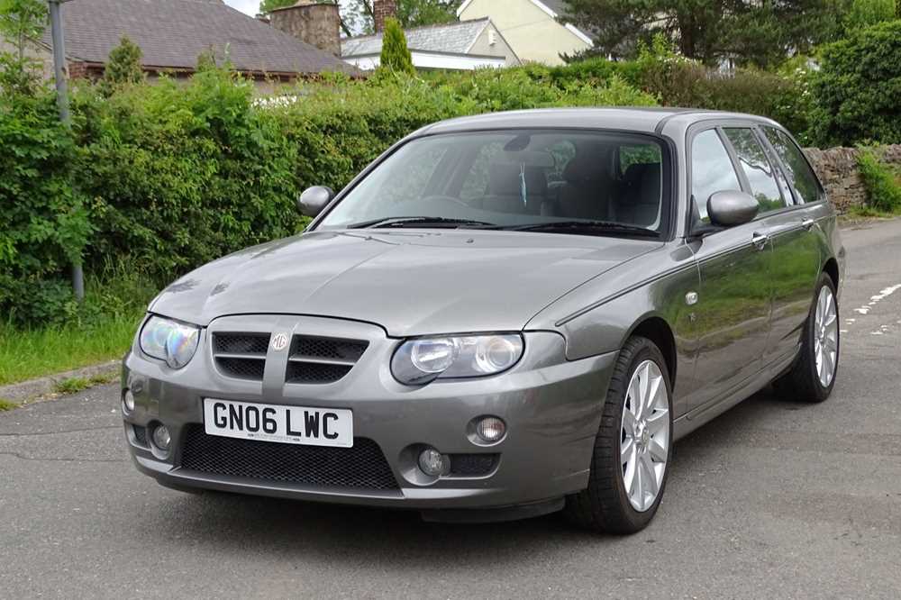 Lot 2006 MG ZT-T 260 V8