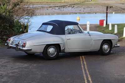 Lot 1956 Mercedes-Benz 190SL