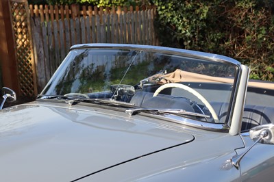 Lot 1956 Mercedes-Benz 190SL