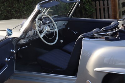 Lot 1956 Mercedes-Benz 190SL