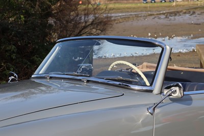 Lot 1956 Mercedes-Benz 190SL