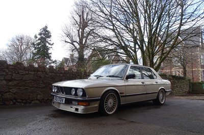 Lot 1988 BMW 520i Lux