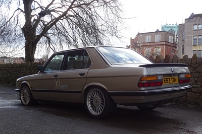 Lot 1988 BMW 520i Lux