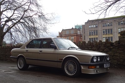 Lot 1988 BMW 520i Lux