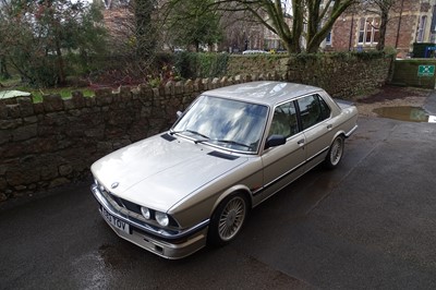 Lot 1988 BMW 520i Lux