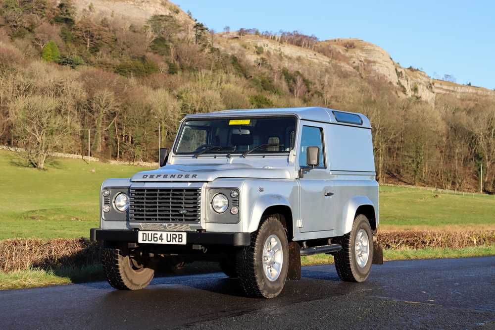 Lot 2014 Land Rover Defender 90 XS