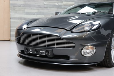 Lot 2005 Aston Martin Vanquish S