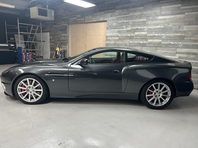 Lot 2005 Aston Martin Vanquish S