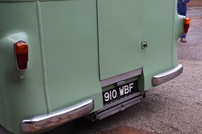 Lot 26 - 1963 Morris J2 Camper Van