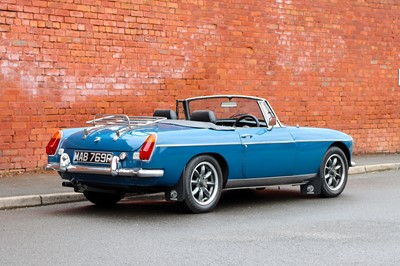 Lot 1975 MG B Roadster