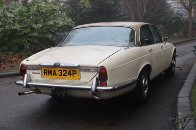 Lot 24 - 1976 Daimler Sovereign 4.2 LWB