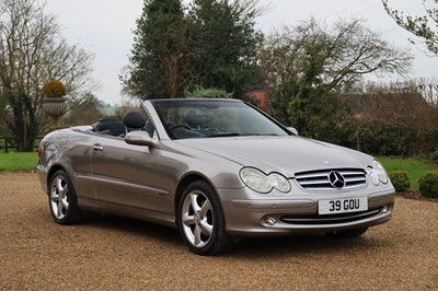 Lot 25 - 2004 Mercedes-Benz CLK320 Elegance