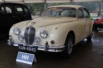 Lot 32 - 1966 Jaguar MkII 2.4