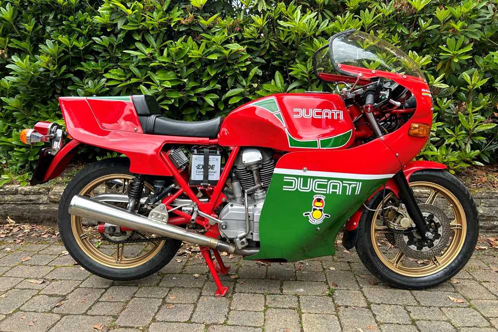 Lot 1981 Ducati 900 MHR