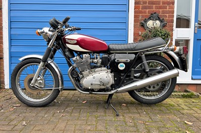 Lot 1976 Triumph T160